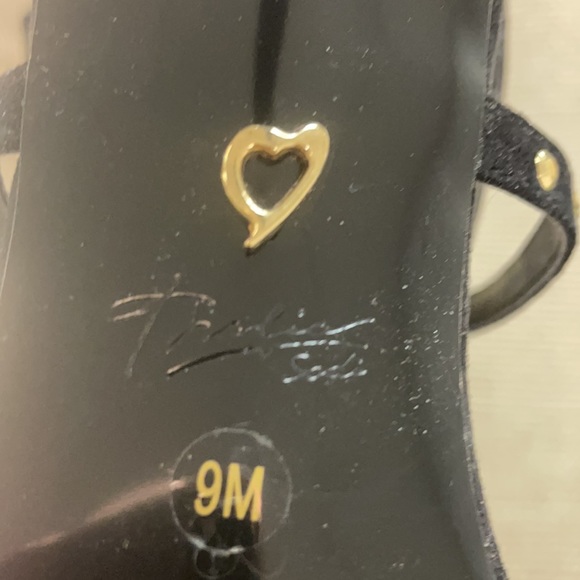 Gorgeous leopard print- snake print embossed heels - Picture 7 of 10